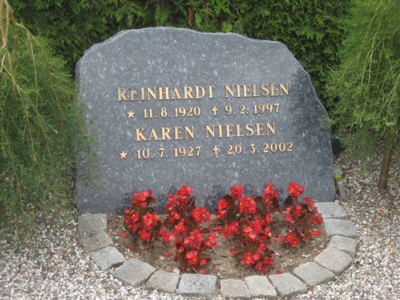 Karen  Nielsen           .jpg